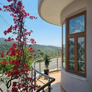  Apartamento Besnik Brahimi